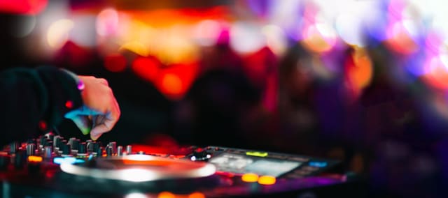 Laatste Kans voor New Years Dance 2024/2025!